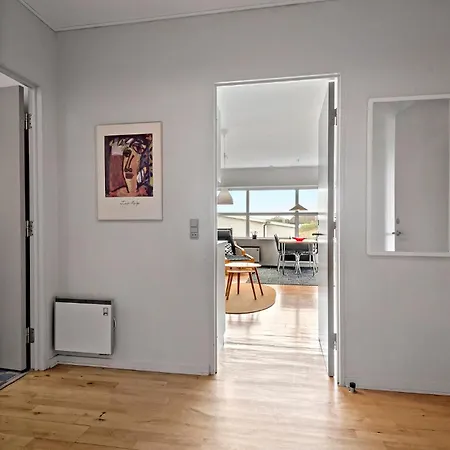 Apartman Bad, Lejl 117